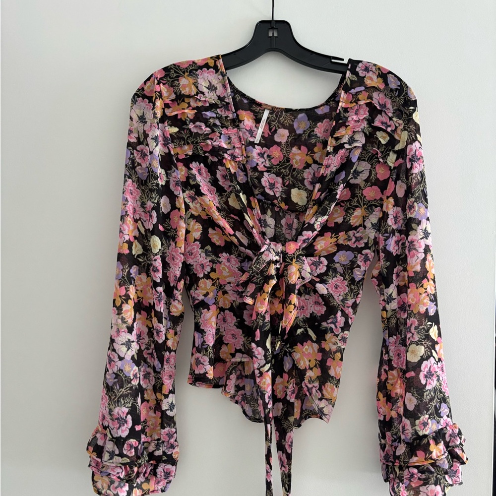 Floral Women's Top - Black and Pink